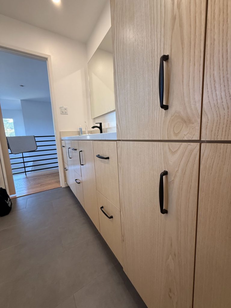 Rockbay carmelave house bathroom view