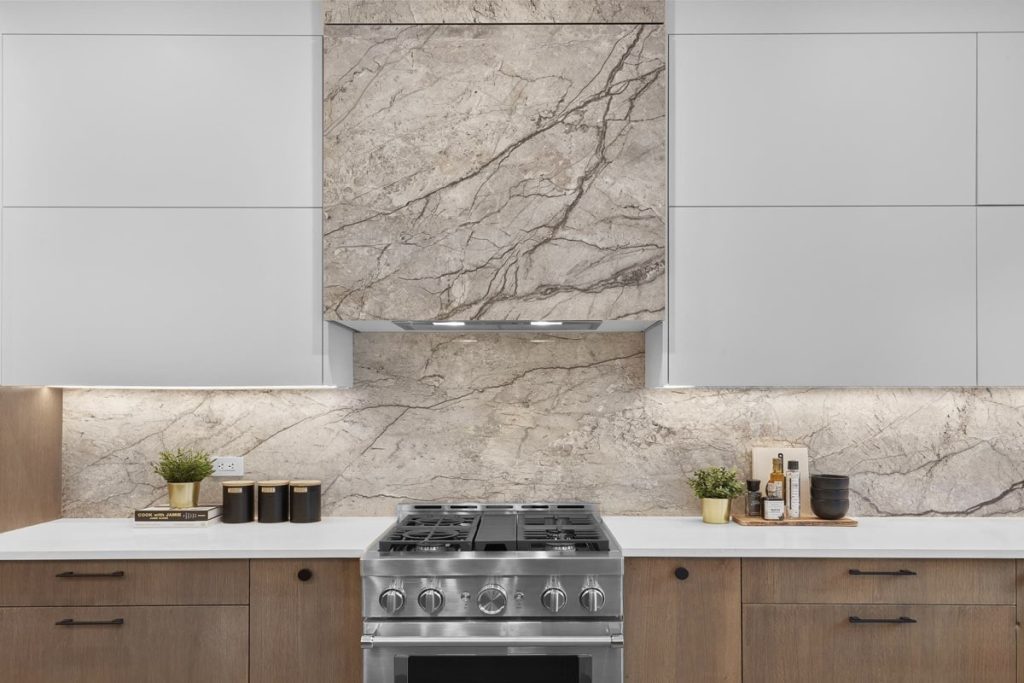 Rockbay luxury house kitchen view